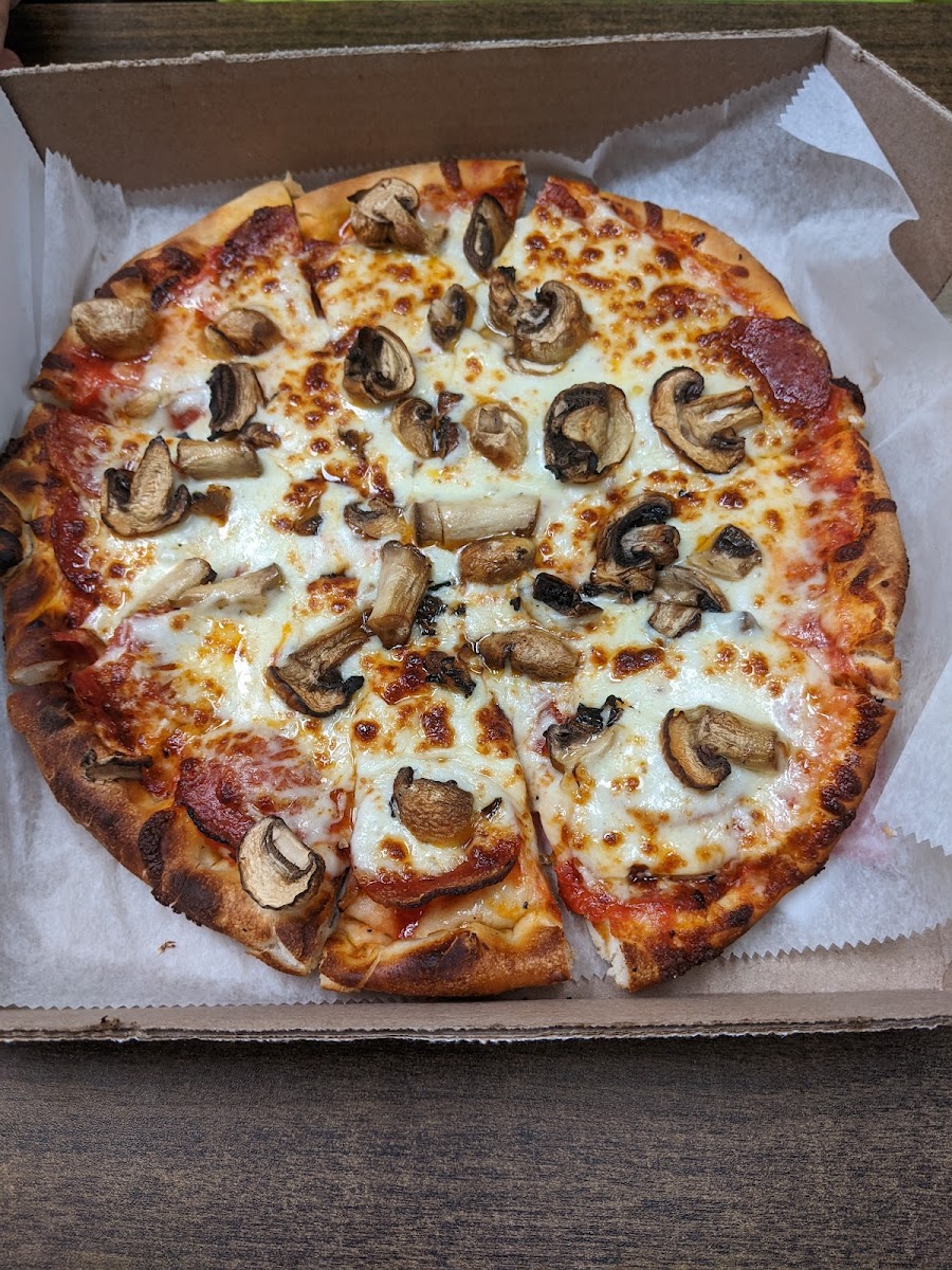 Milano's Pizza- Tatum